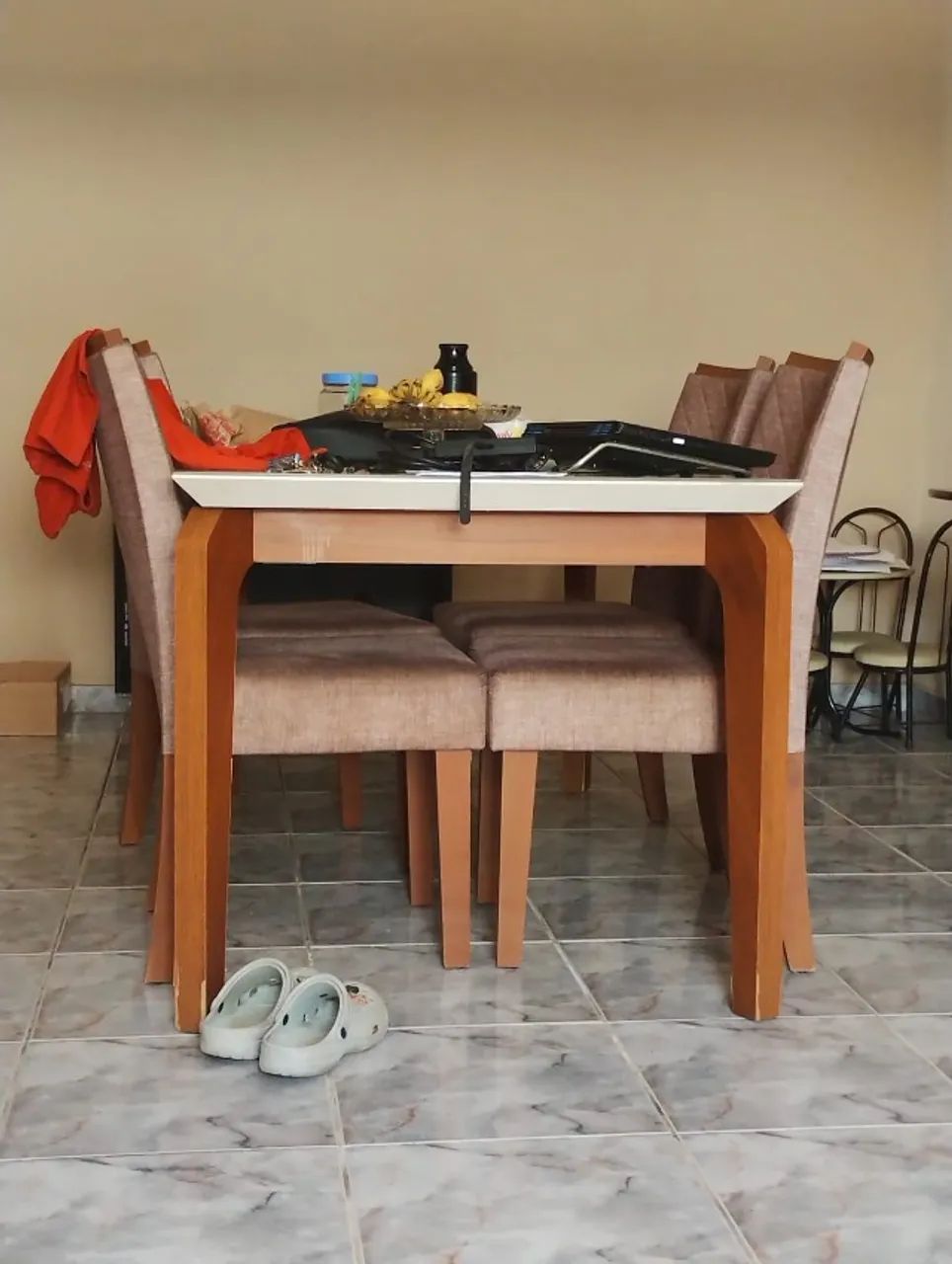 Mesa de jantar com 6 cadeiras - Foto 2