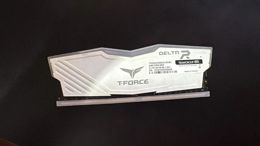 Memoria RAM 4gb 3000mhz