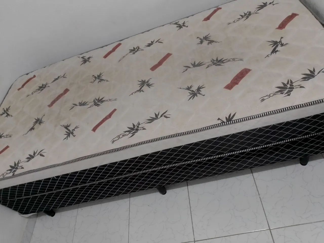 Cama Box solteiro 