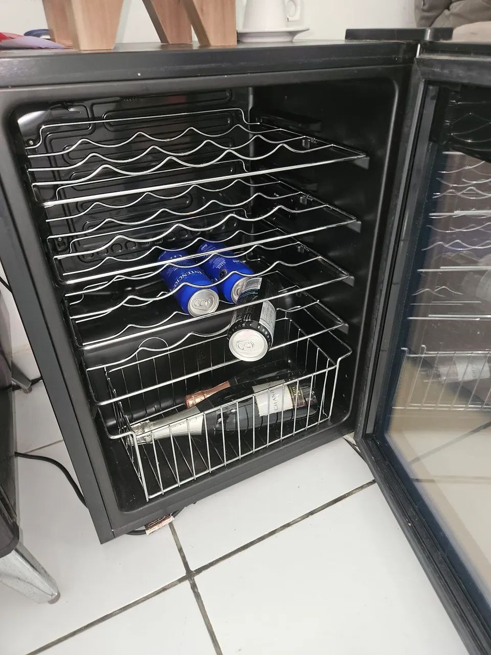Adega para 24 Garrafas de Vinho - Foto 2