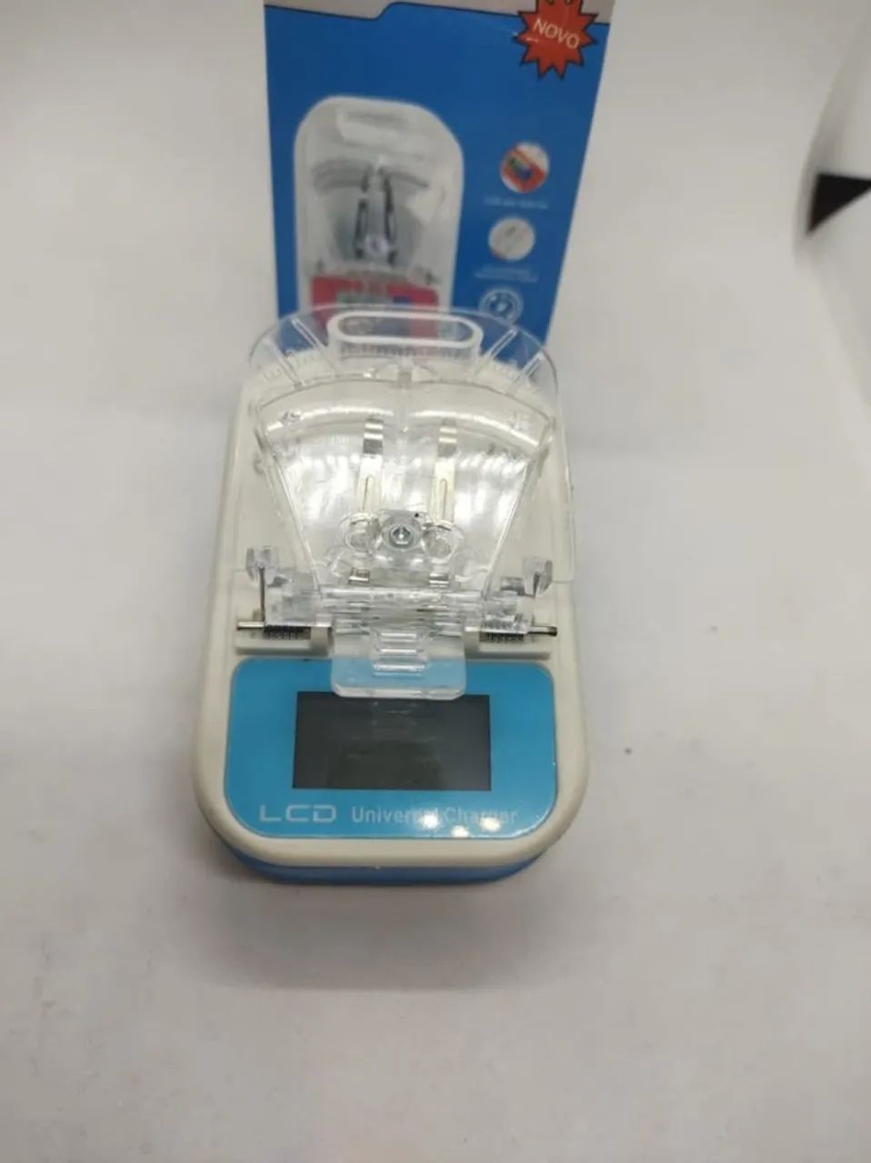 Carregador Universal De Bateria Para Celular Camera C/ Visor - Foto 3