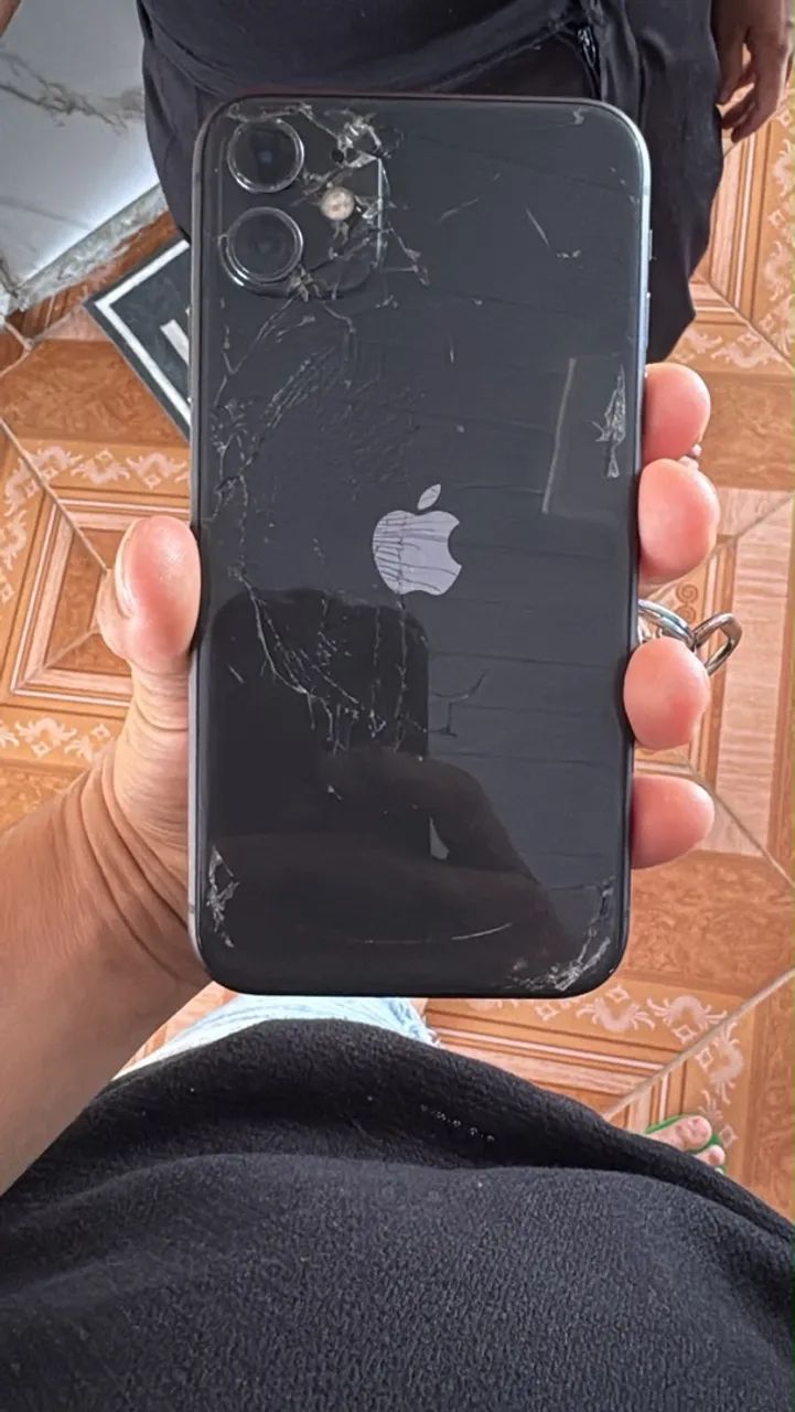 VENDO IPHONE 11