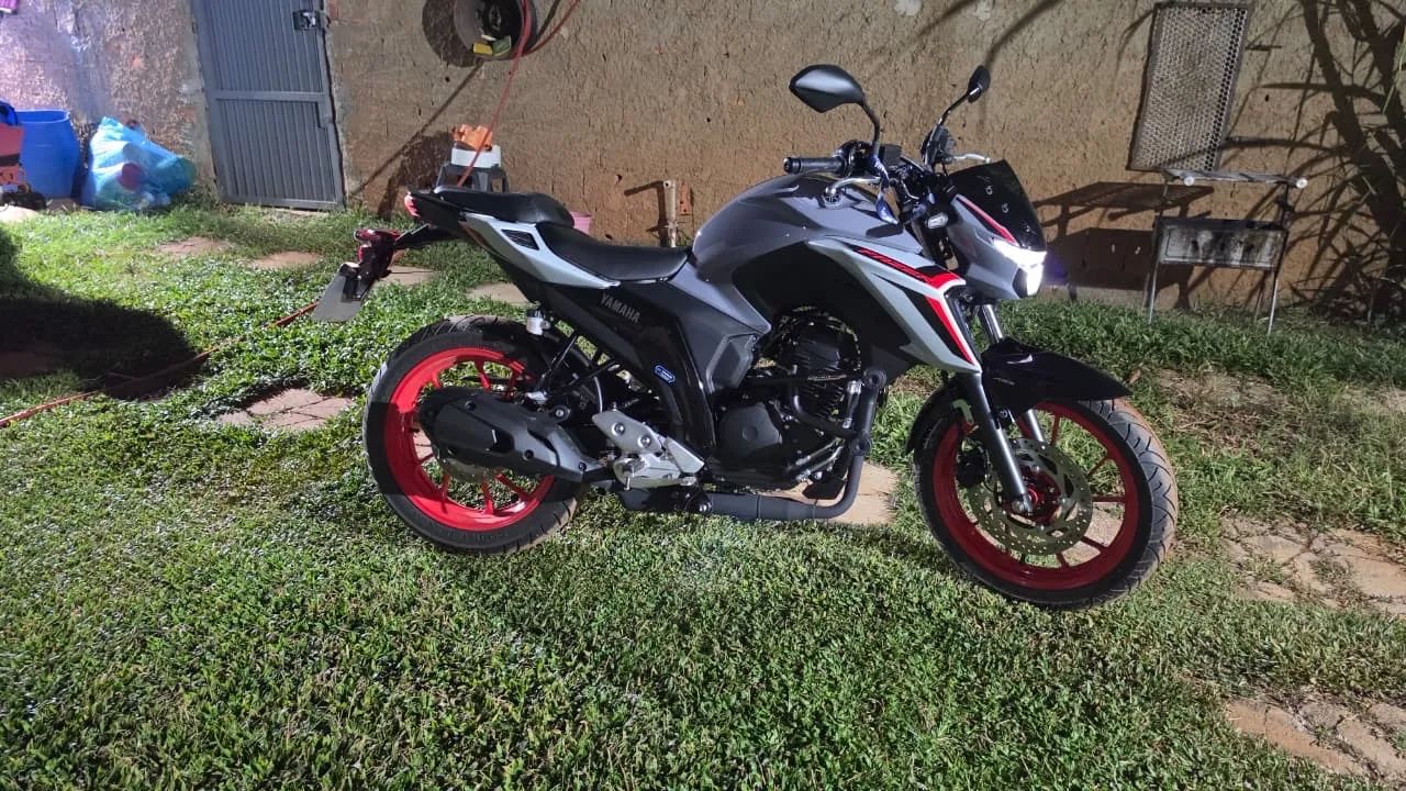 Fazer 250 2 meses de uso 200 km  - Foto 3