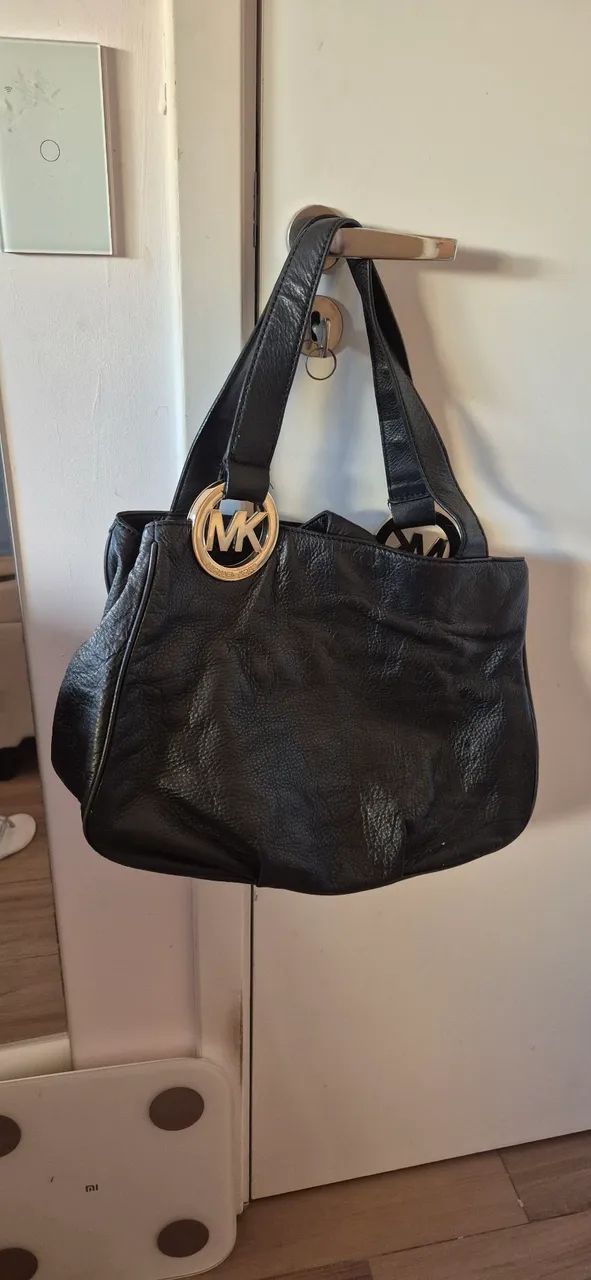 bolsa hobo michael kors preta couro