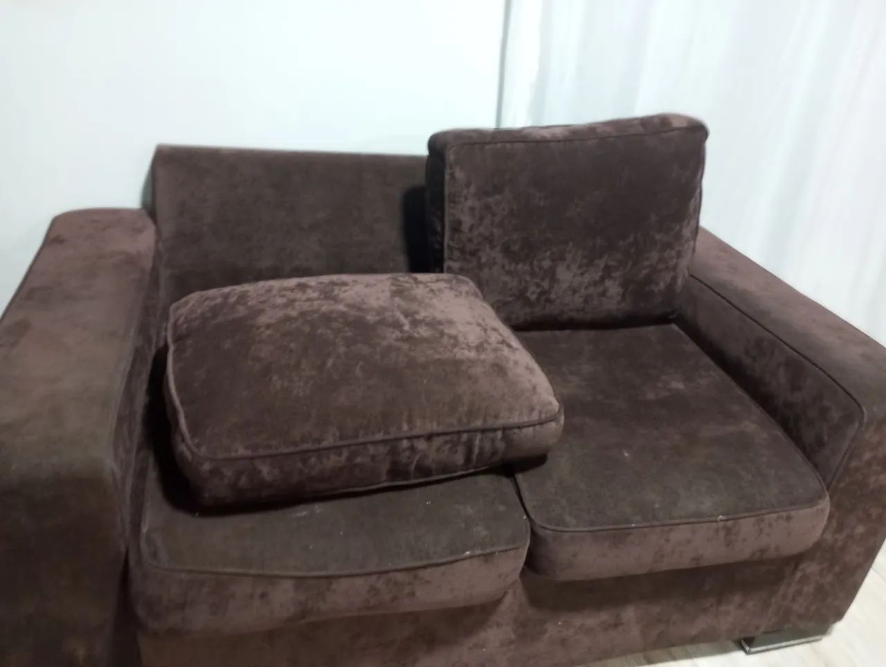 Vendo sofá muito bom 65115871941121123