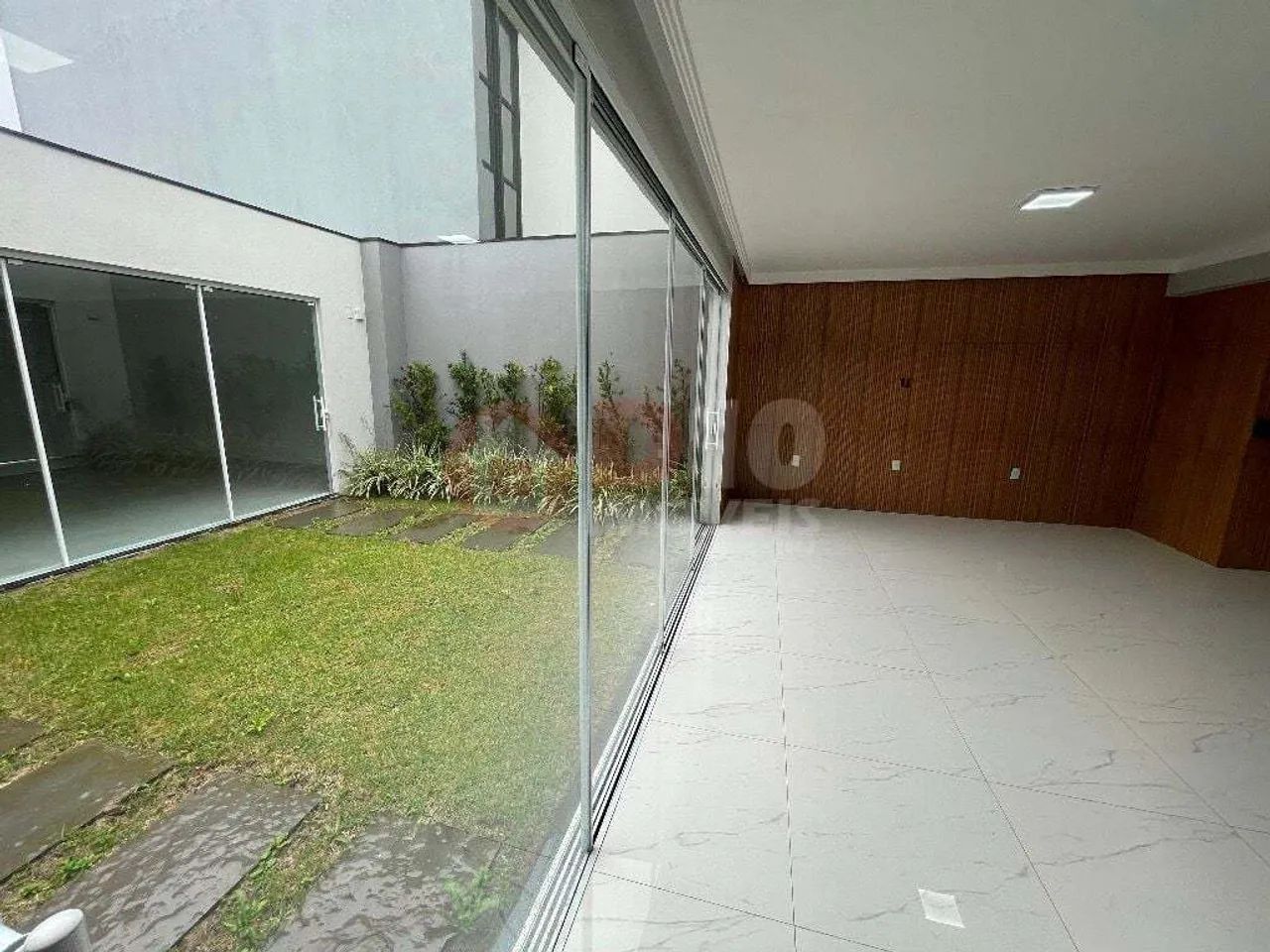 Imóvel com Viabilidade para Clínica e Consultórios na Coloninha em Araranguá - Foto 4