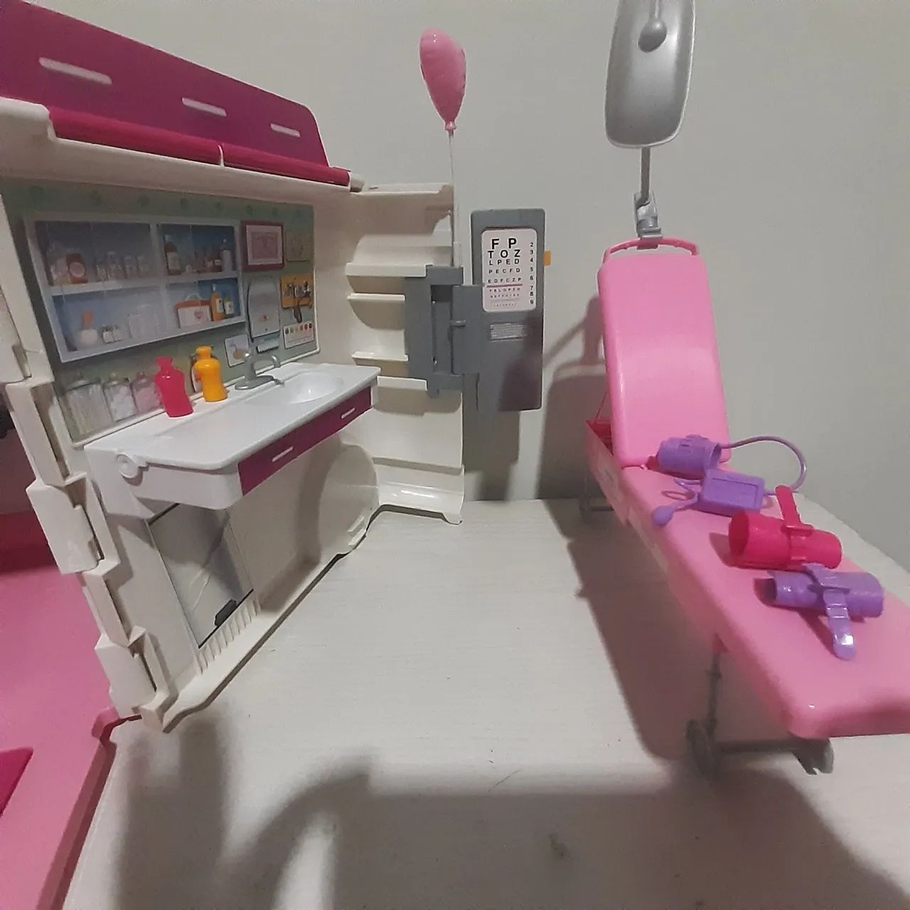 AMBULÂNCIA BARBIE - Foto 3
