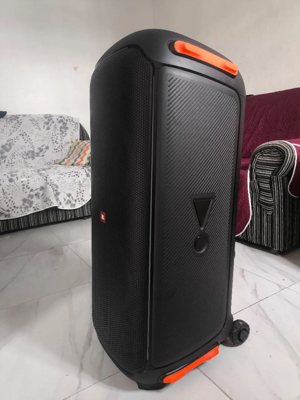 JBL Partybox 710