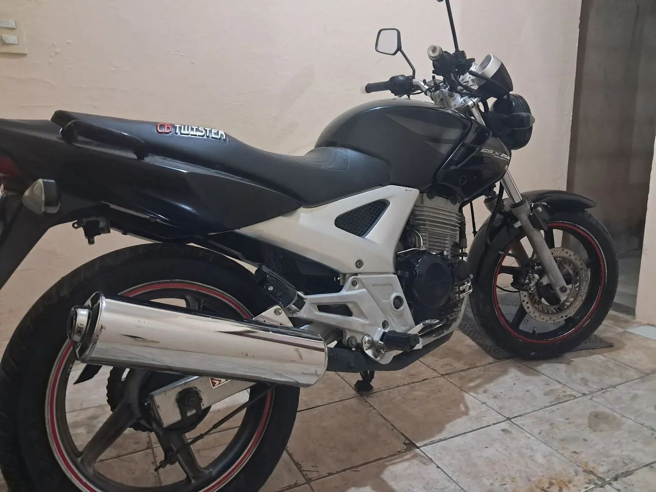 Cbx 250 - Foto 5