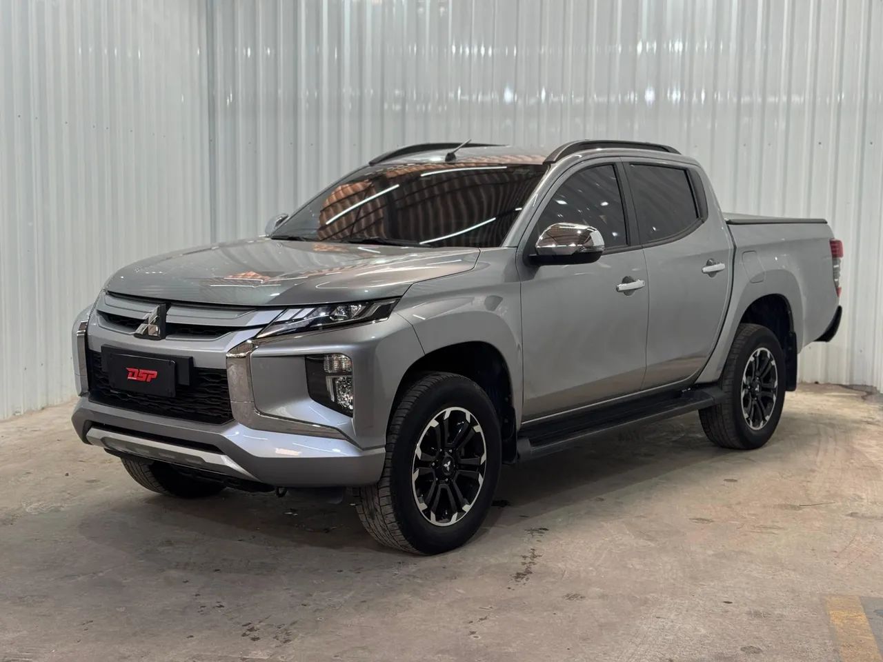 Mitsubishi Triton Triton HPE 2.4 CD 4x4 TB Diesel Aut. 2024