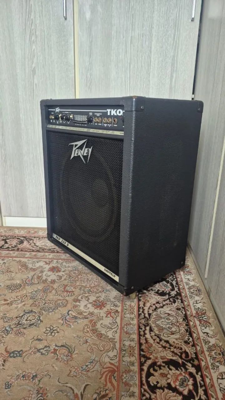 Amplificador peavey tko 