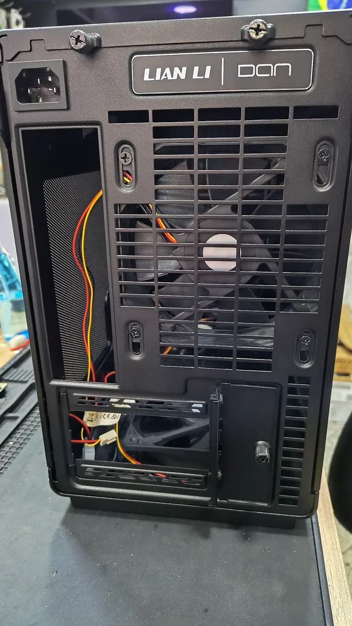 Gabinete LIAN LI A3 - Foto 3