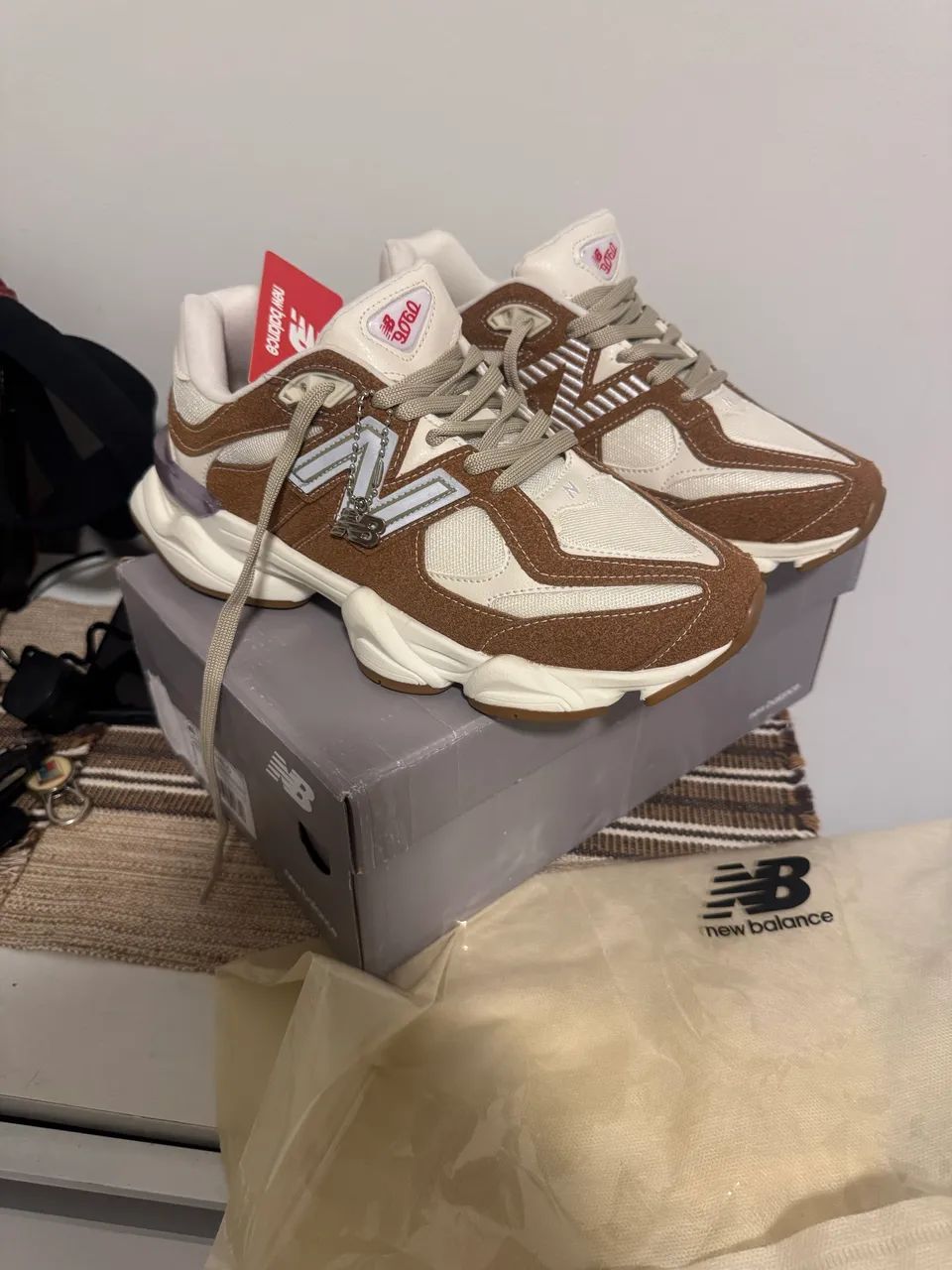 Tênis new balance 9060