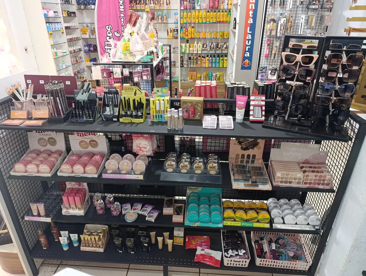 Vendo Loja Cosméticos e Acessórios 
