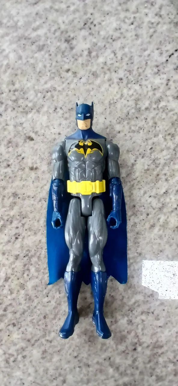 Bonecos Marvel e DC Comics