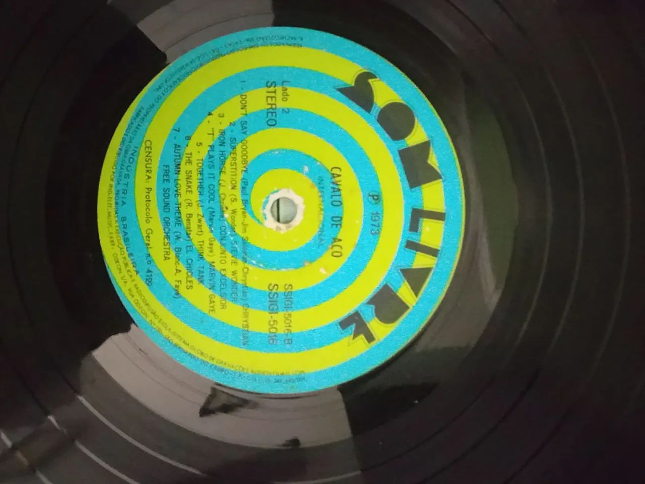 Disco de Vinil 1973 Som Livre - Cavalo de Aço em bom estado  - Foto 2