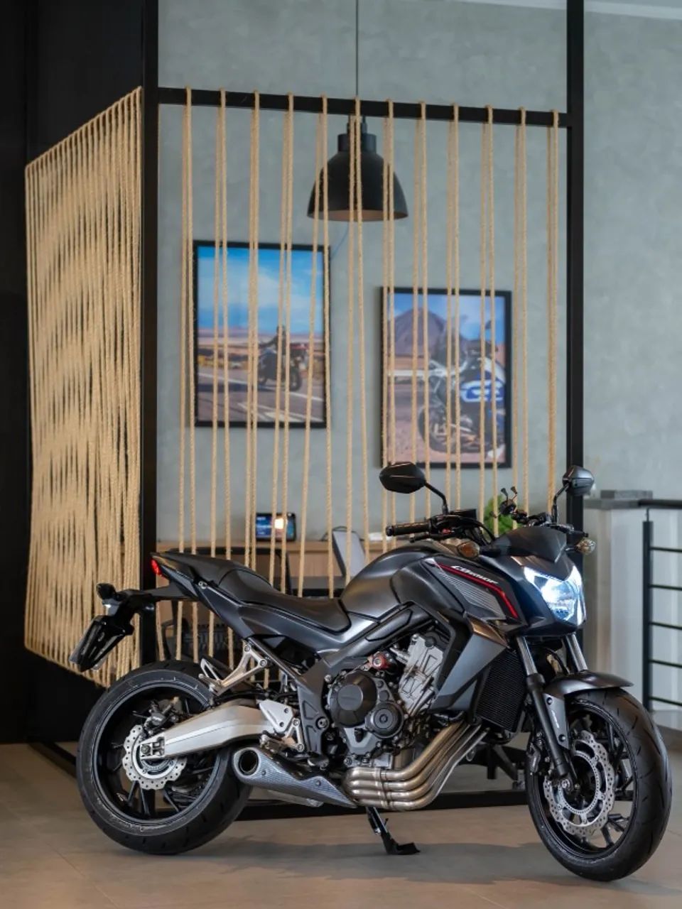 HONDA CB 650F - 2015 - Foto 2