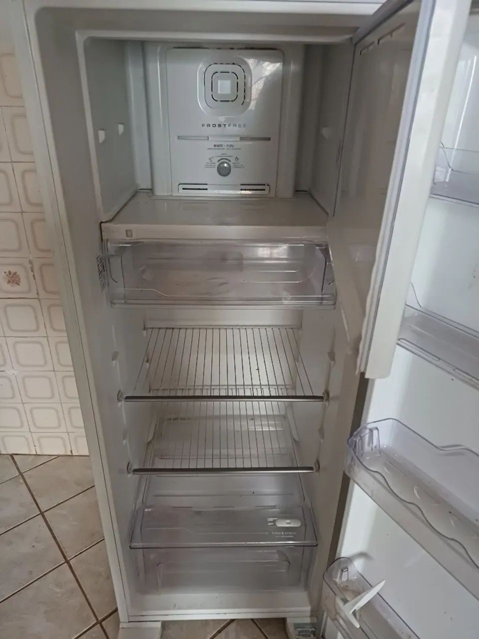 GELADEIRA ELECTROLUX  - Foto 2