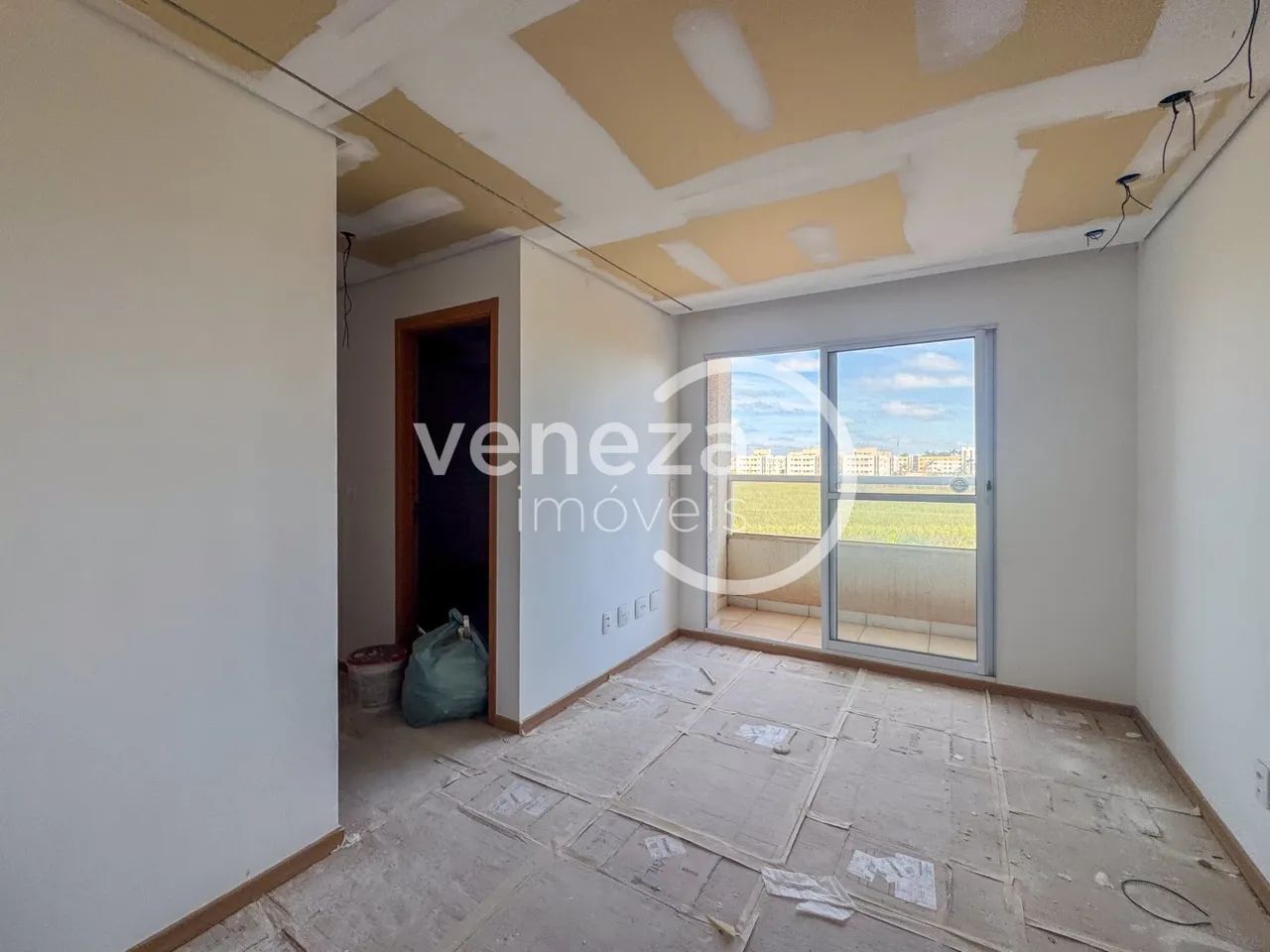 Apartamento para alugar no Edifício La Savona, Gleba Palhano - Foto 3
