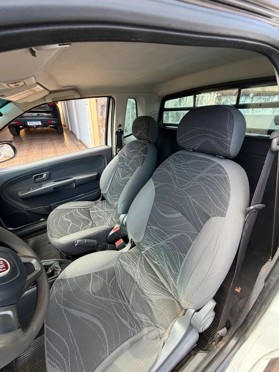 Fiat Strada Working Hard 1.4 Fire Flex 8V CE 2017 - Foto 2