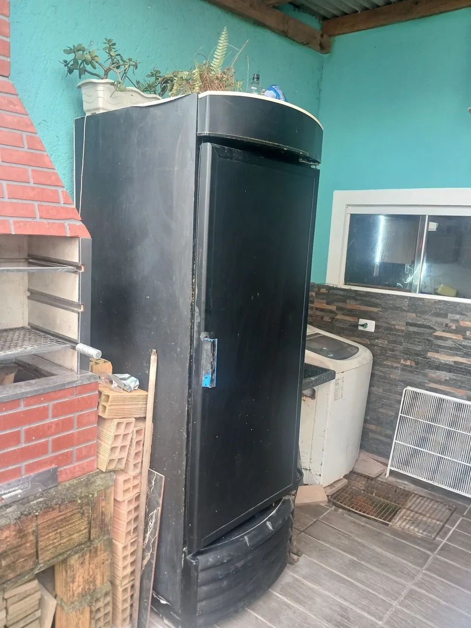 Vende-se geladeira de COMÉRCIO refrigerador vertical 