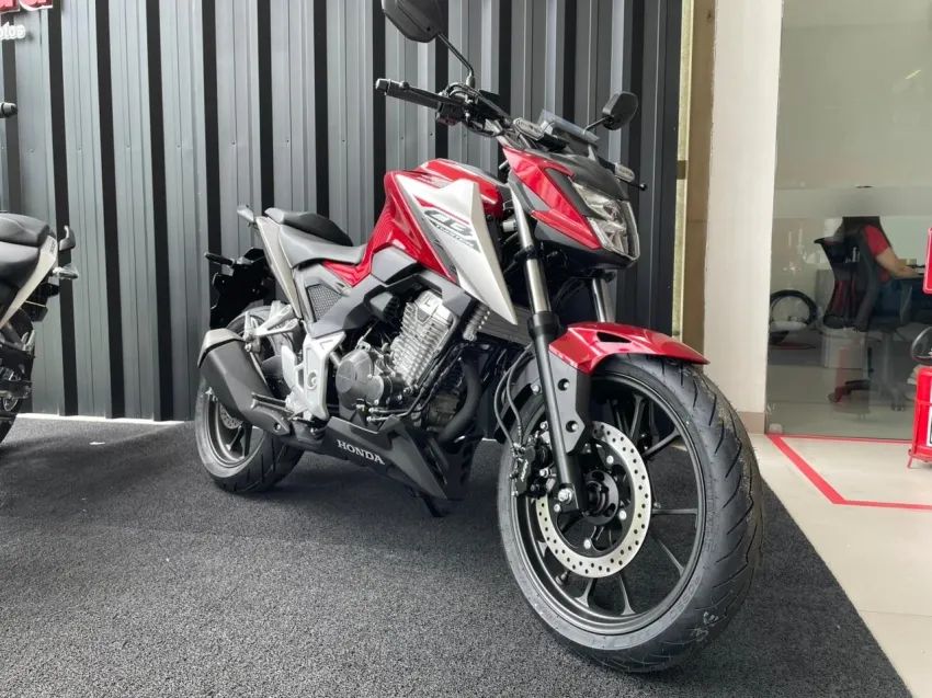 CB 300F TWISTER CBS 0KM. - Foto 2