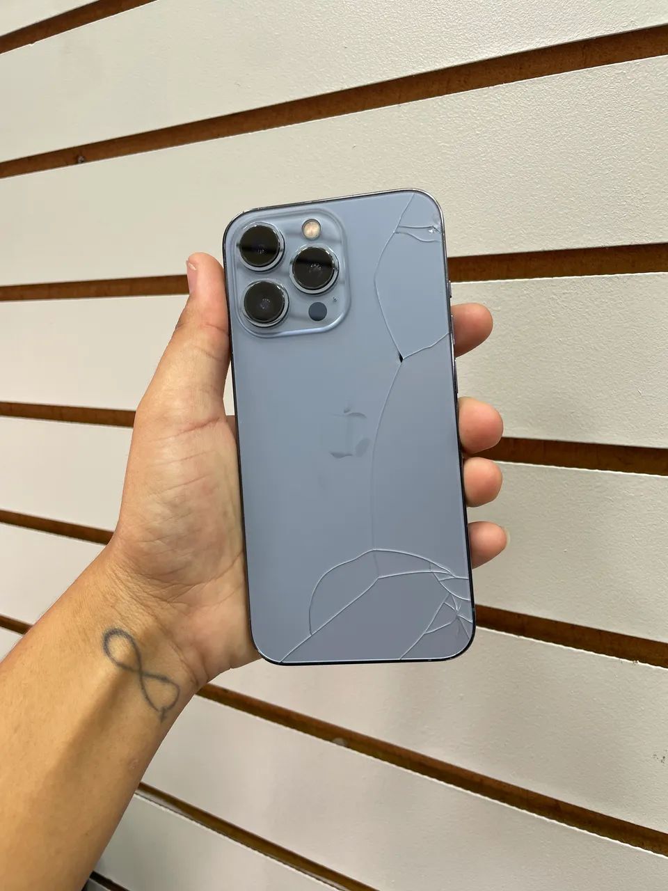 iPhone 13 Pro 256Gb 78% - Celulares e Smartphones - Loteamento