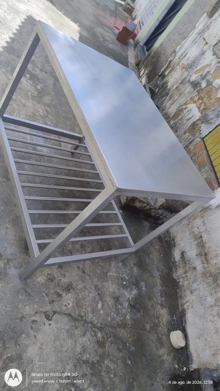 Mesa de ferro com tampo de inox  - Foto 3