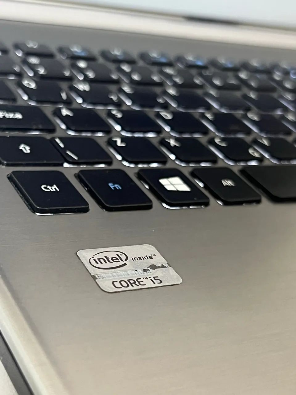 CORE I5 - SSD - 6GB - TECLADO RETROILUMINADO - Foto 3