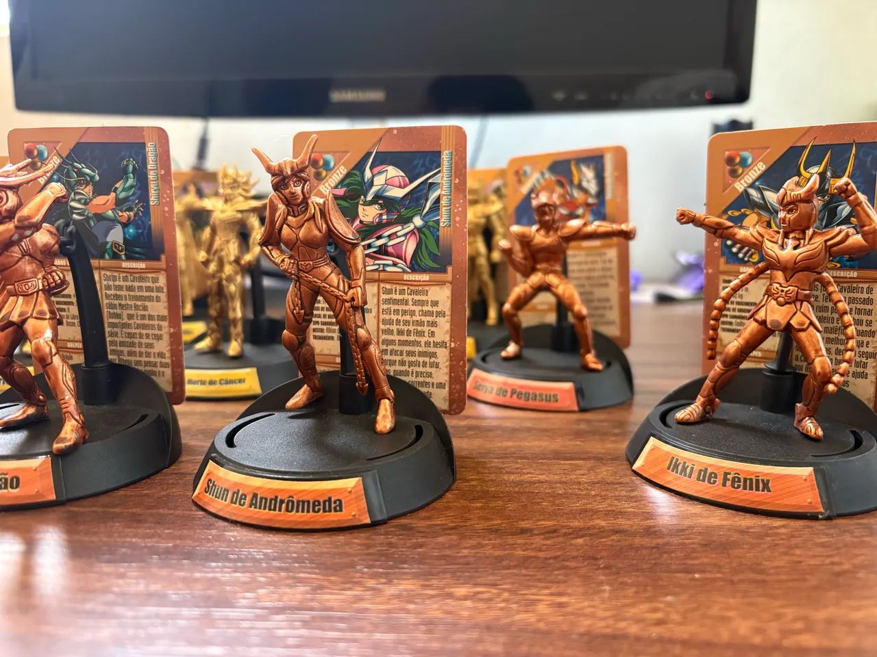Coleção de Action Figures GROW - Cavaleiros do Zodíaco - Hobbies e
