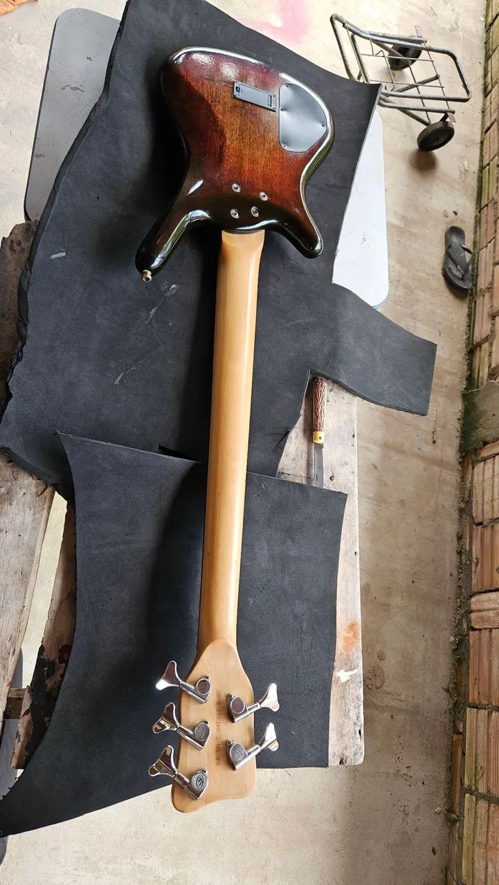 Contra baixo WARWICK ROCK BASS - Foto 2