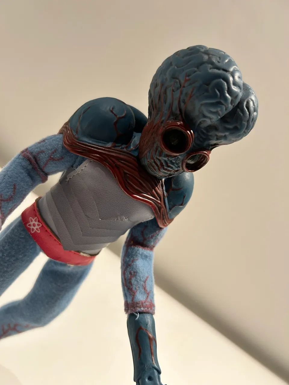 Diamond Select - Universal Monsters - Metaluna Mutant - Articulado - Foto 2