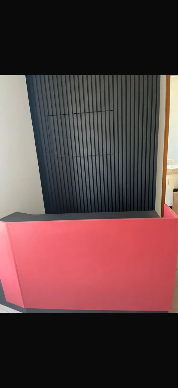 Mesa belíssima de recepção 