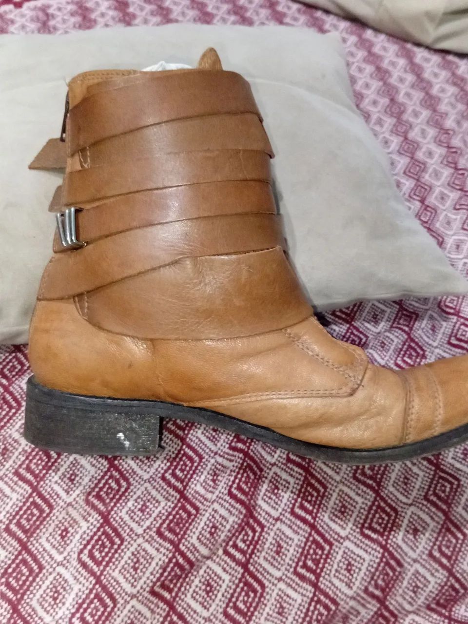 Bota de couro marrom - Foto 2