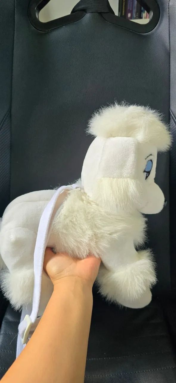 Poodle pelúcia com bolsa 