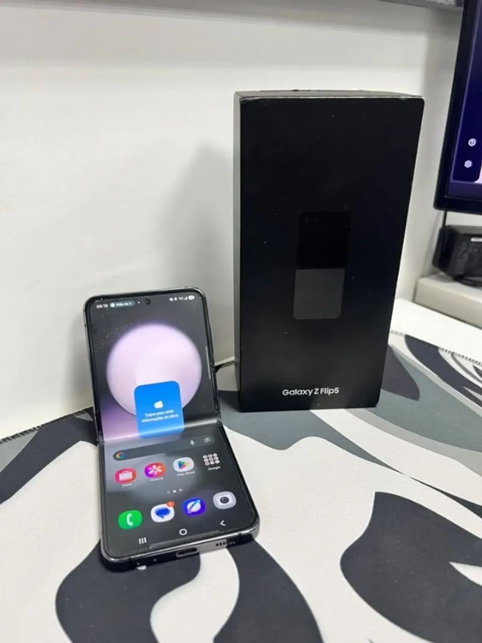 SAMSUNG GALAXY Z FLIP5
