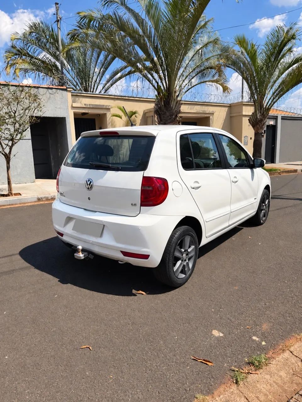 Volkswagen Fox Fox 1.6 Mi Total Flex 8V 5p 2014
