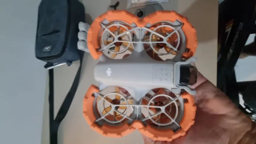 Drone Dji Neo Fly More Combo 3 Baterias 6 Helices de reposição Lanterna Voo Noturno - Foto 6