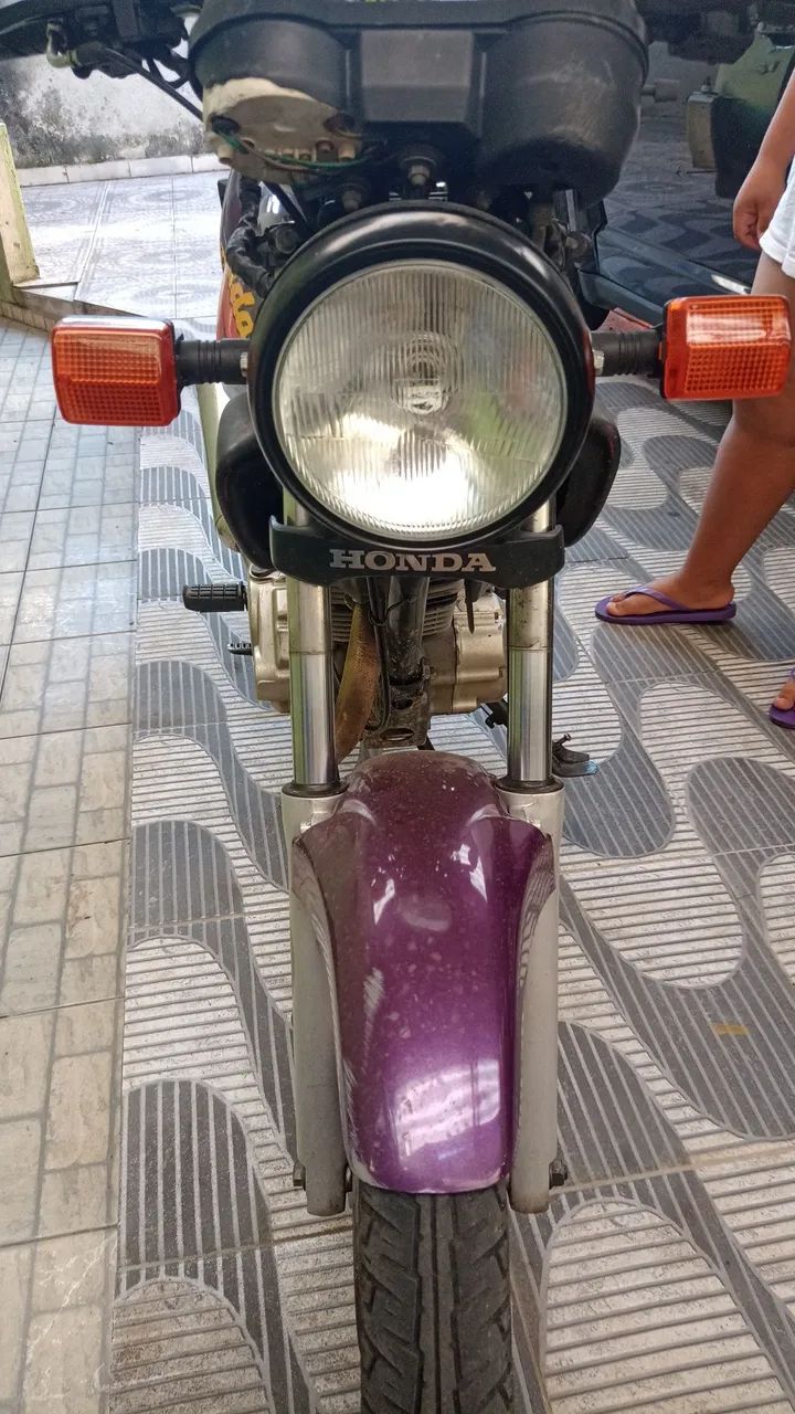 CBX 200 Strada  - Foto 2