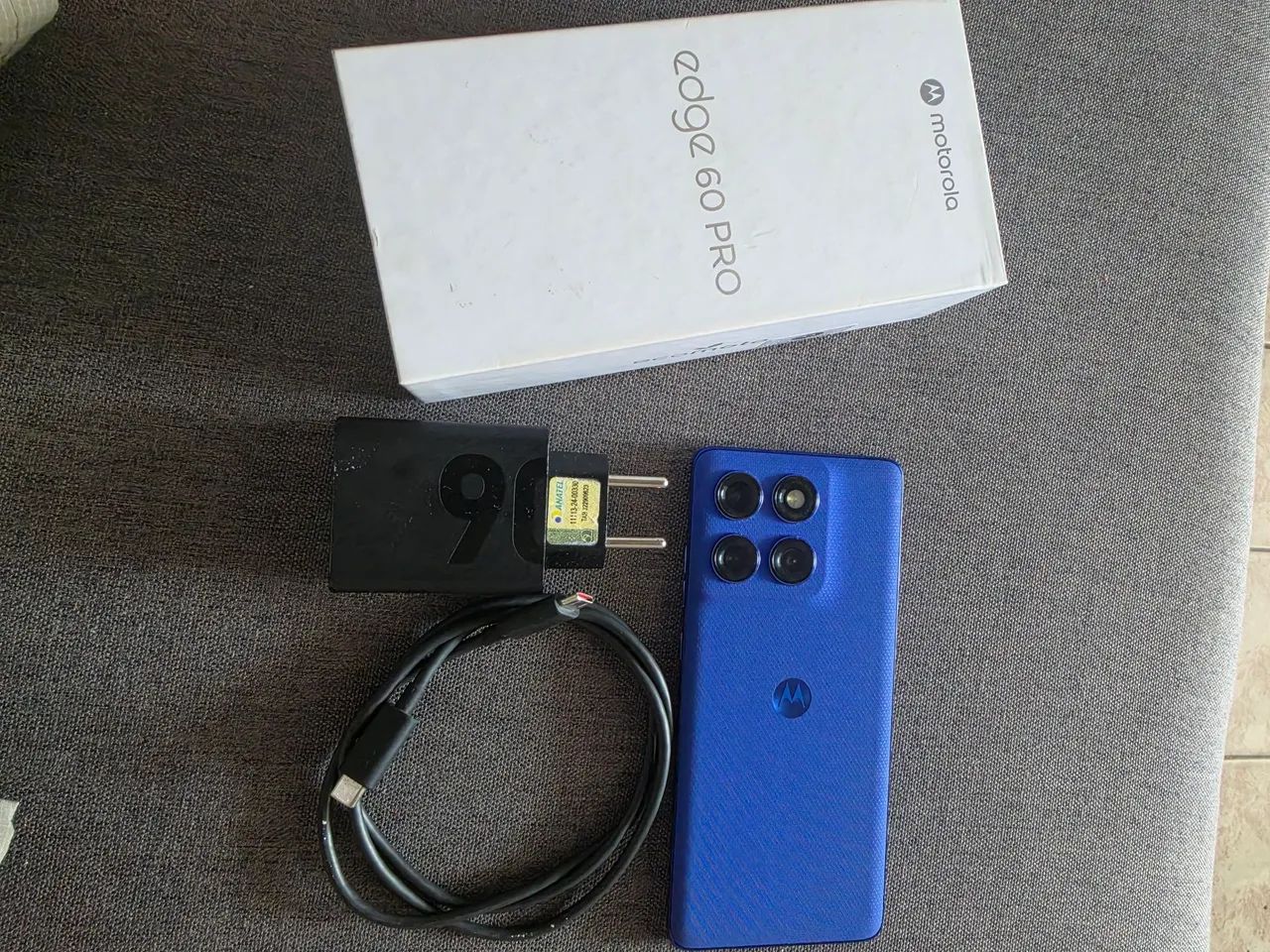 Motorola Edge 60 Pro 256 - Foto 2