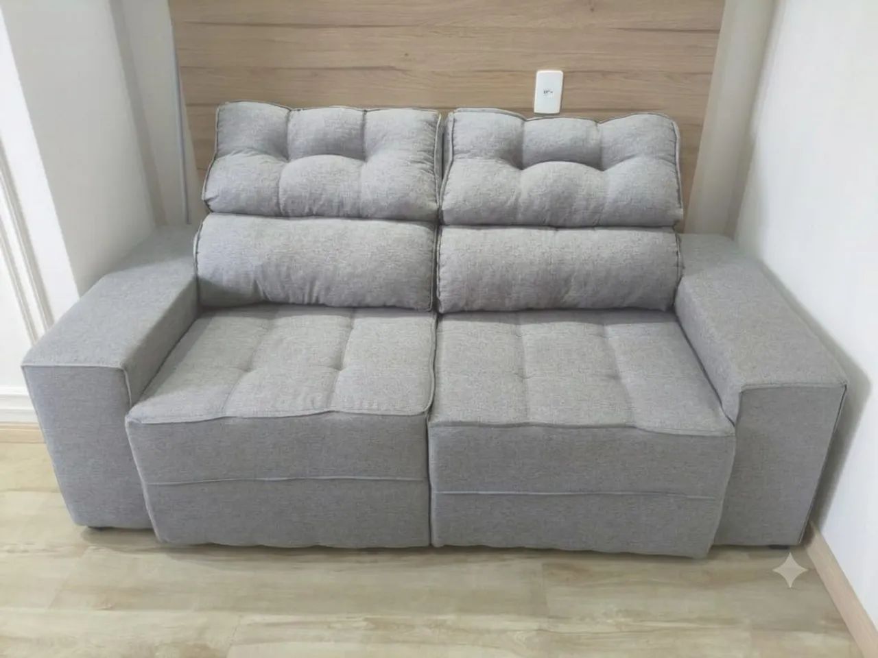Sofá Linho cinza retrátil (3 lugares)