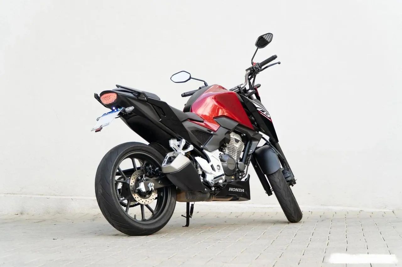 CB 300f 2025 - Foto 3