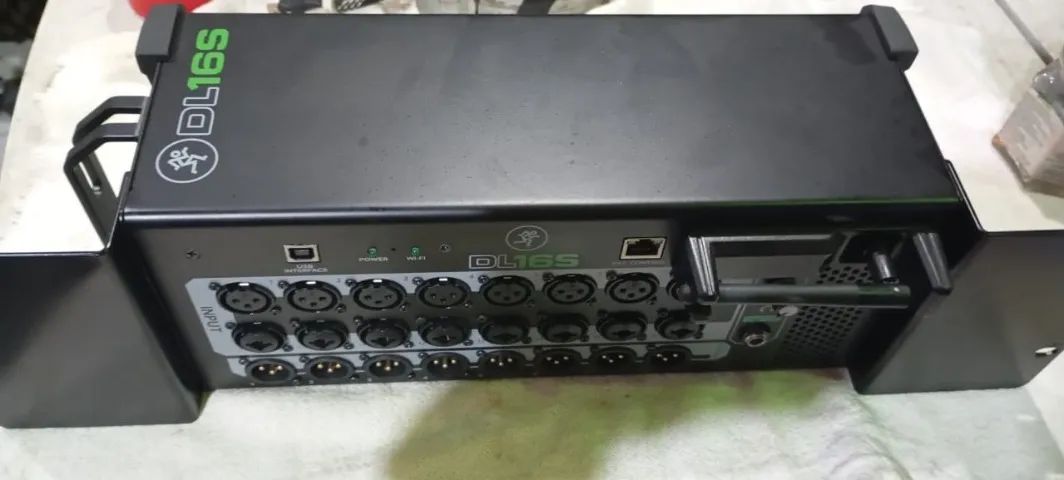  Mesa Digital Mackie DL16S 