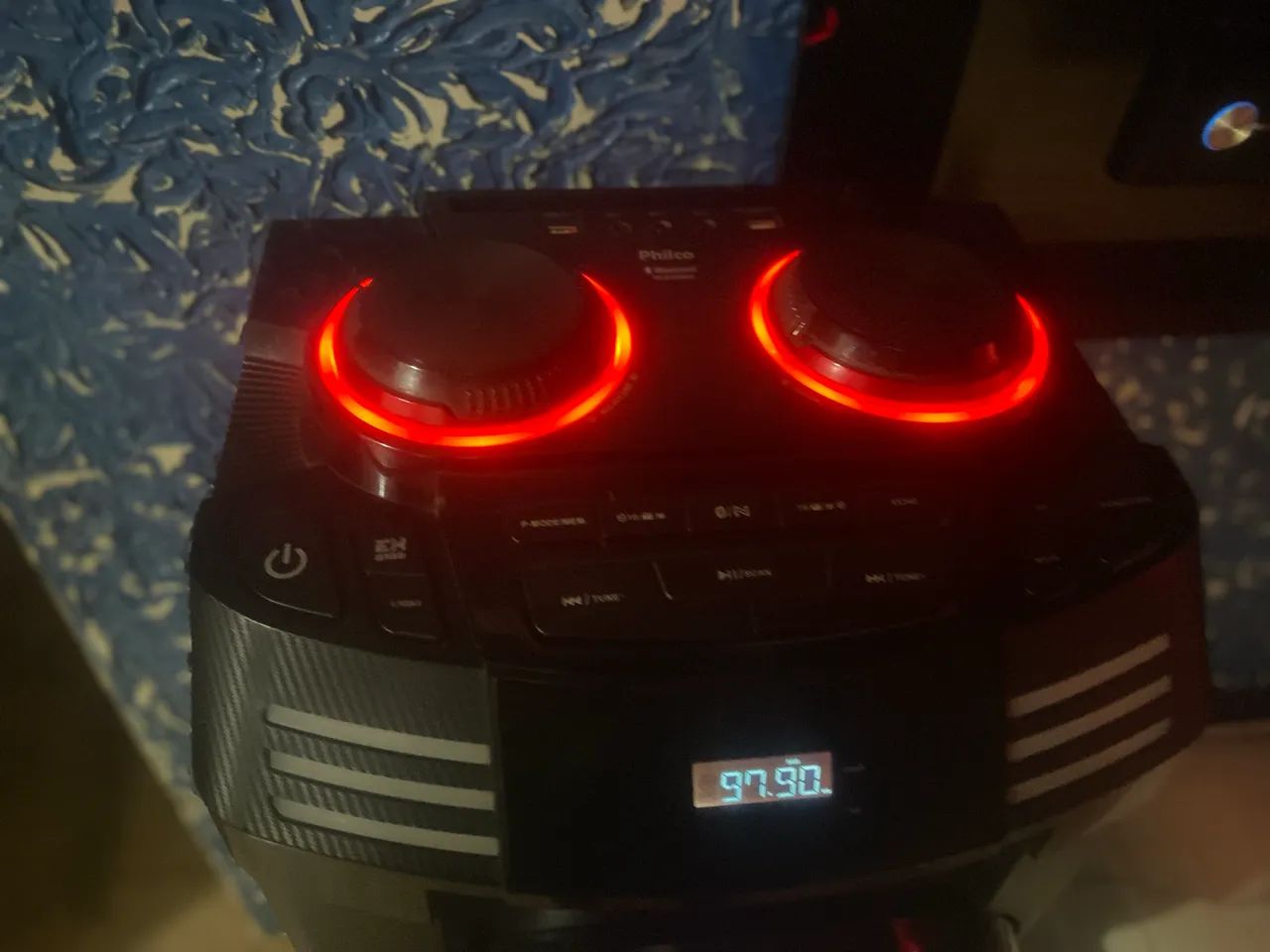 Vendo caixa d som tem td  - Foto 2