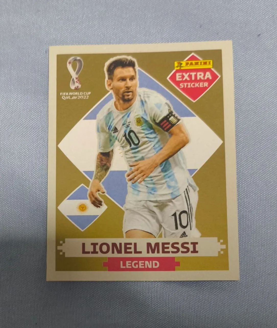 Figurinha legend ouro Lionel Messi