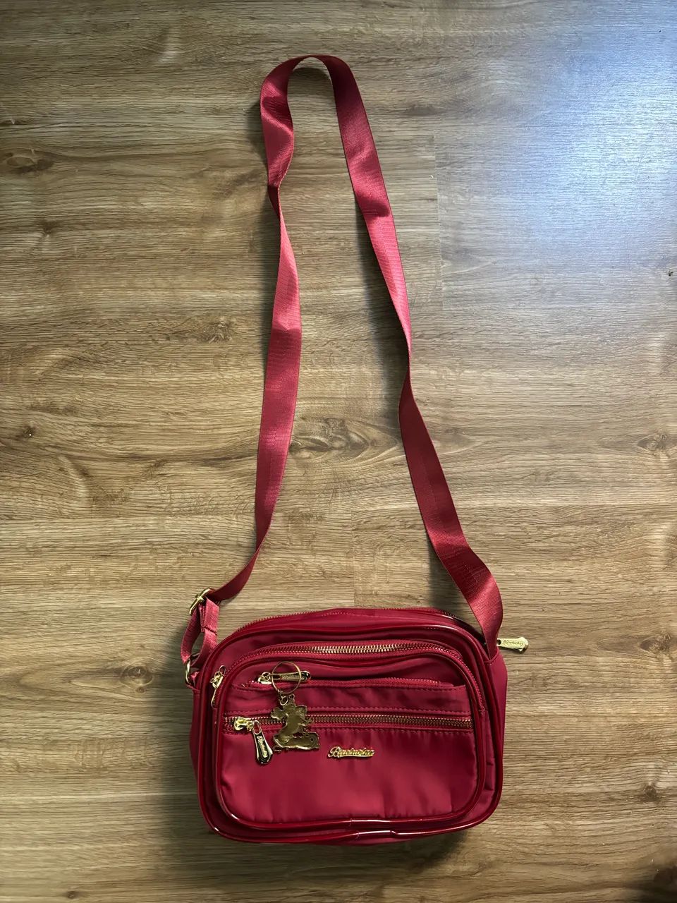 bolsa transversal vermelha 6 bolsos - Foto 2
