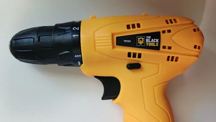 NOVA! Parafusadeira BLACK TOOLS 12V - Foto 2
