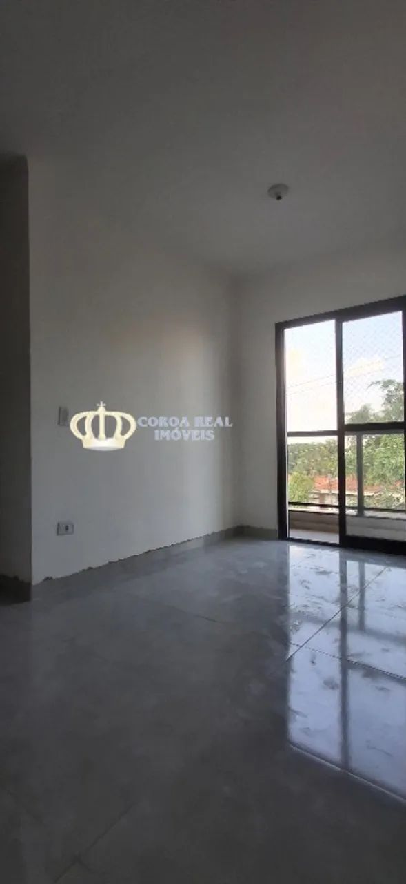 APARTAMENTO COM 2 DORMITORIOS E SACADA PRONTO PRA MORAR! - Foto 2