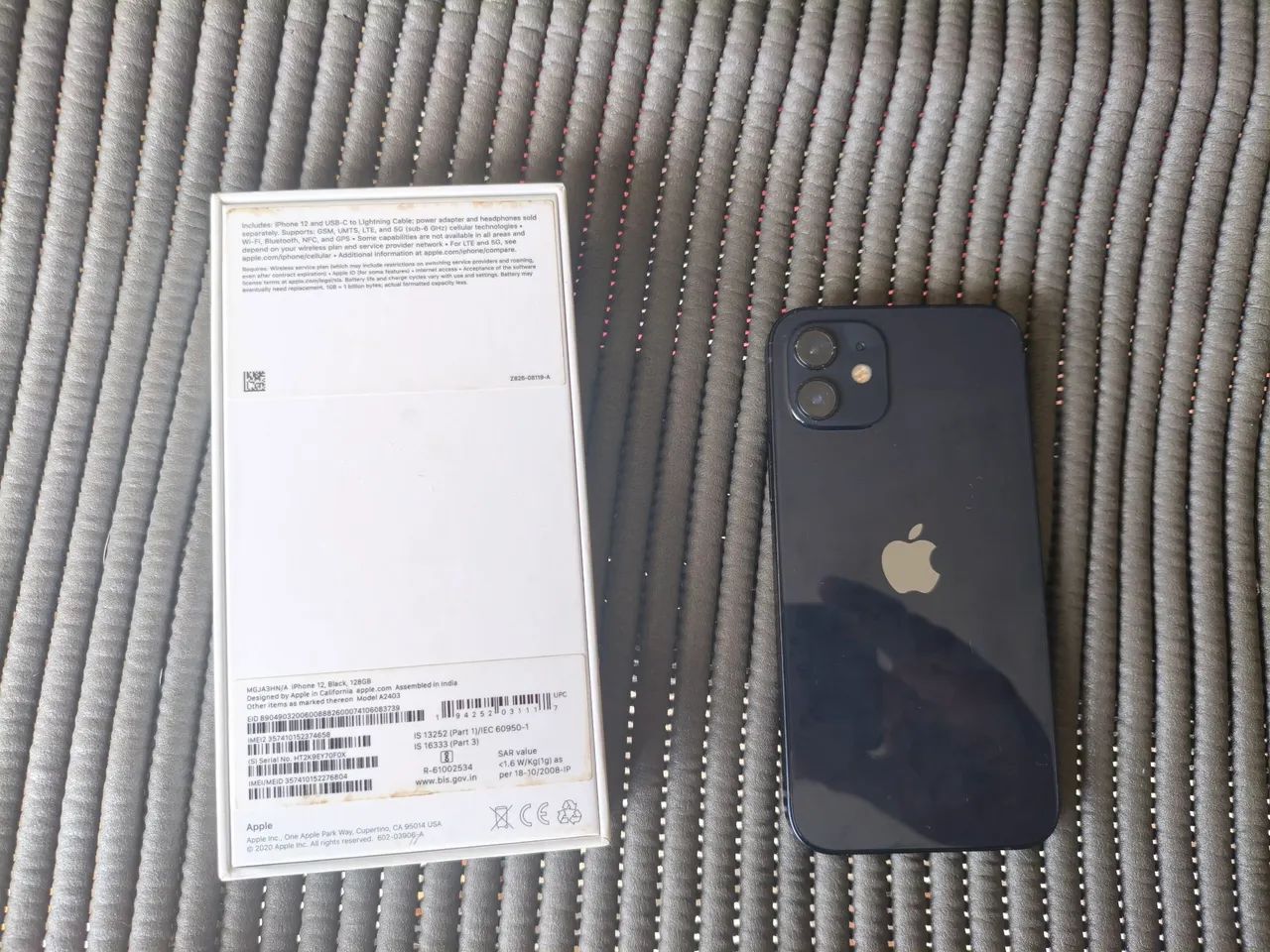 Vendo ou troco iPhone 12 128gb - Foto 3