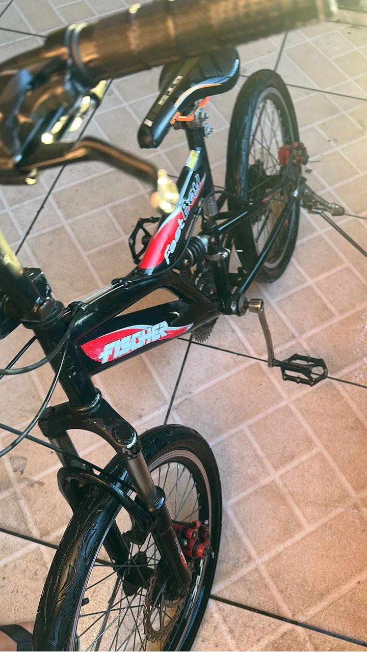 Bicicleta aro 20 quadro com amortecedor  - Foto 4